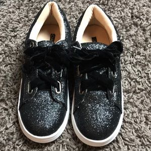 Black glitter Chase + Chloe